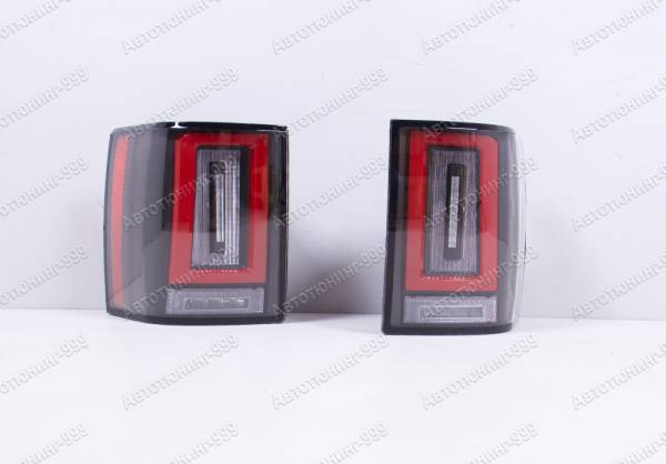 ������ ����� Rolls-Royce Cullinan �� Range Rover 